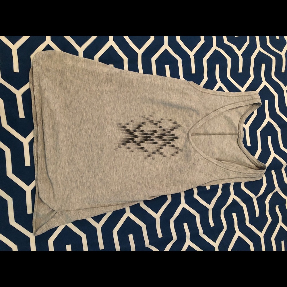 Lululemon tank top